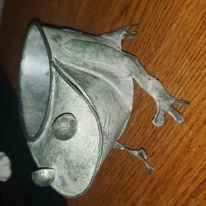 "Rusty" Vintage Frog Planter